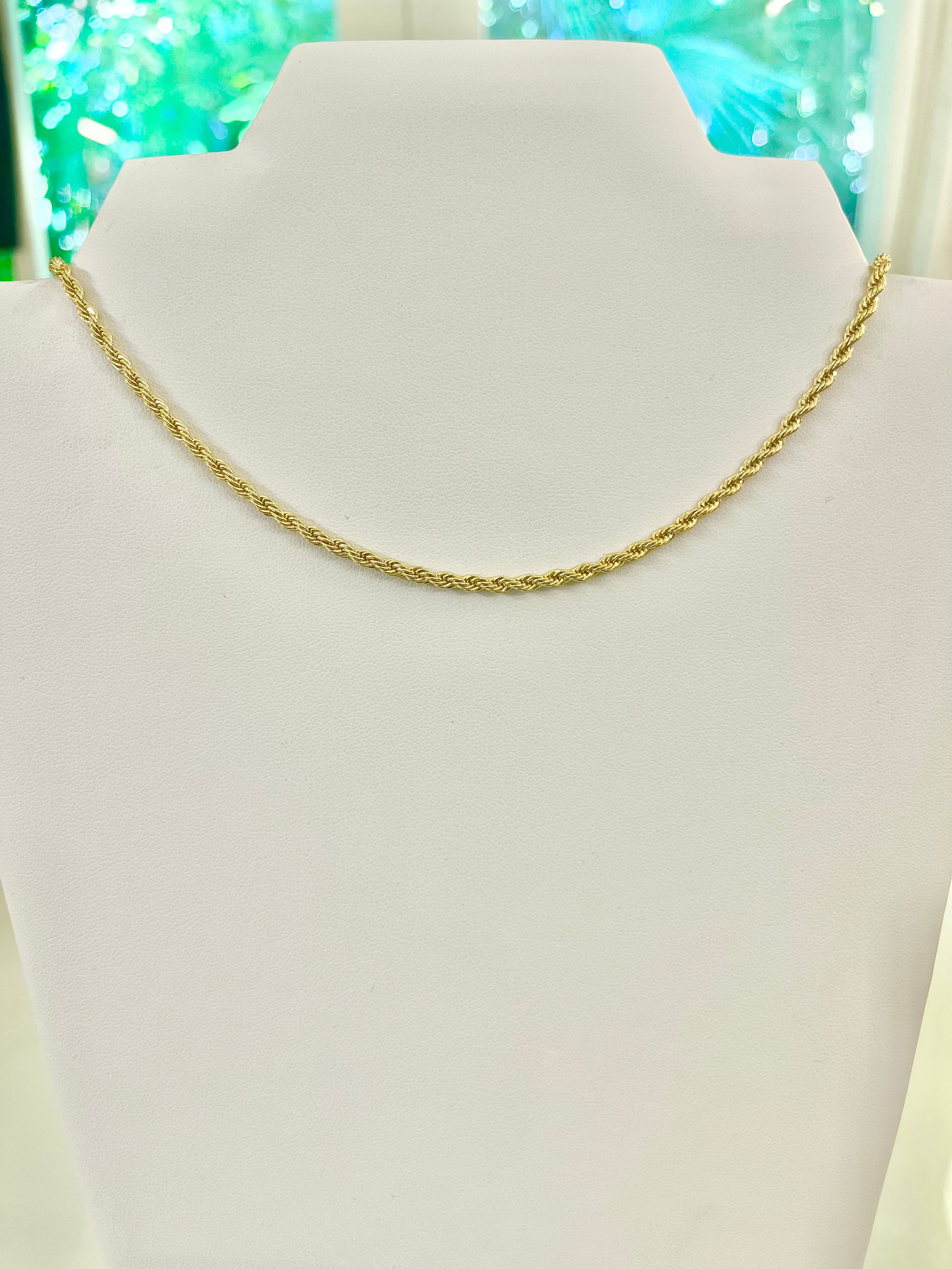 Gold rope chain