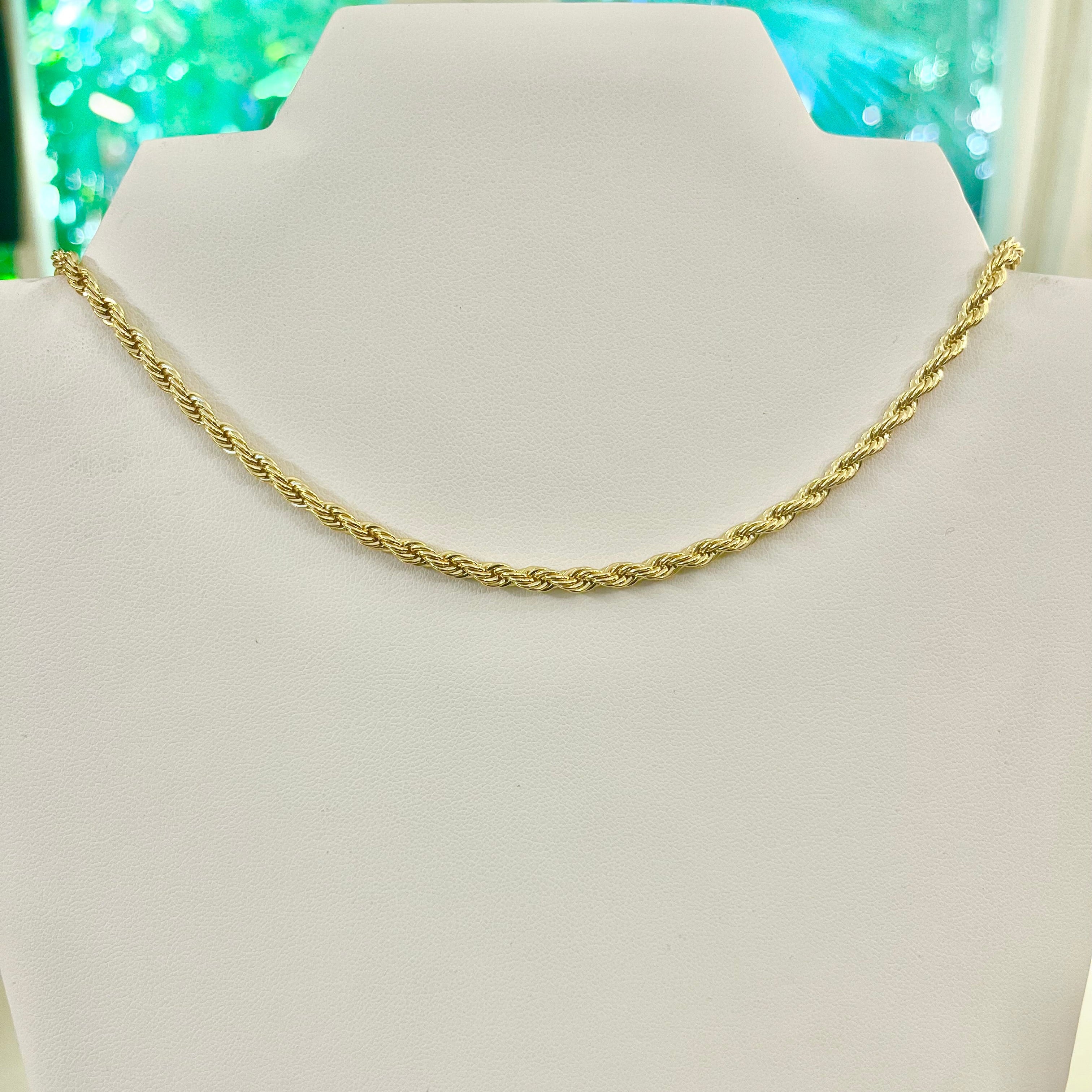 Gold rope chain