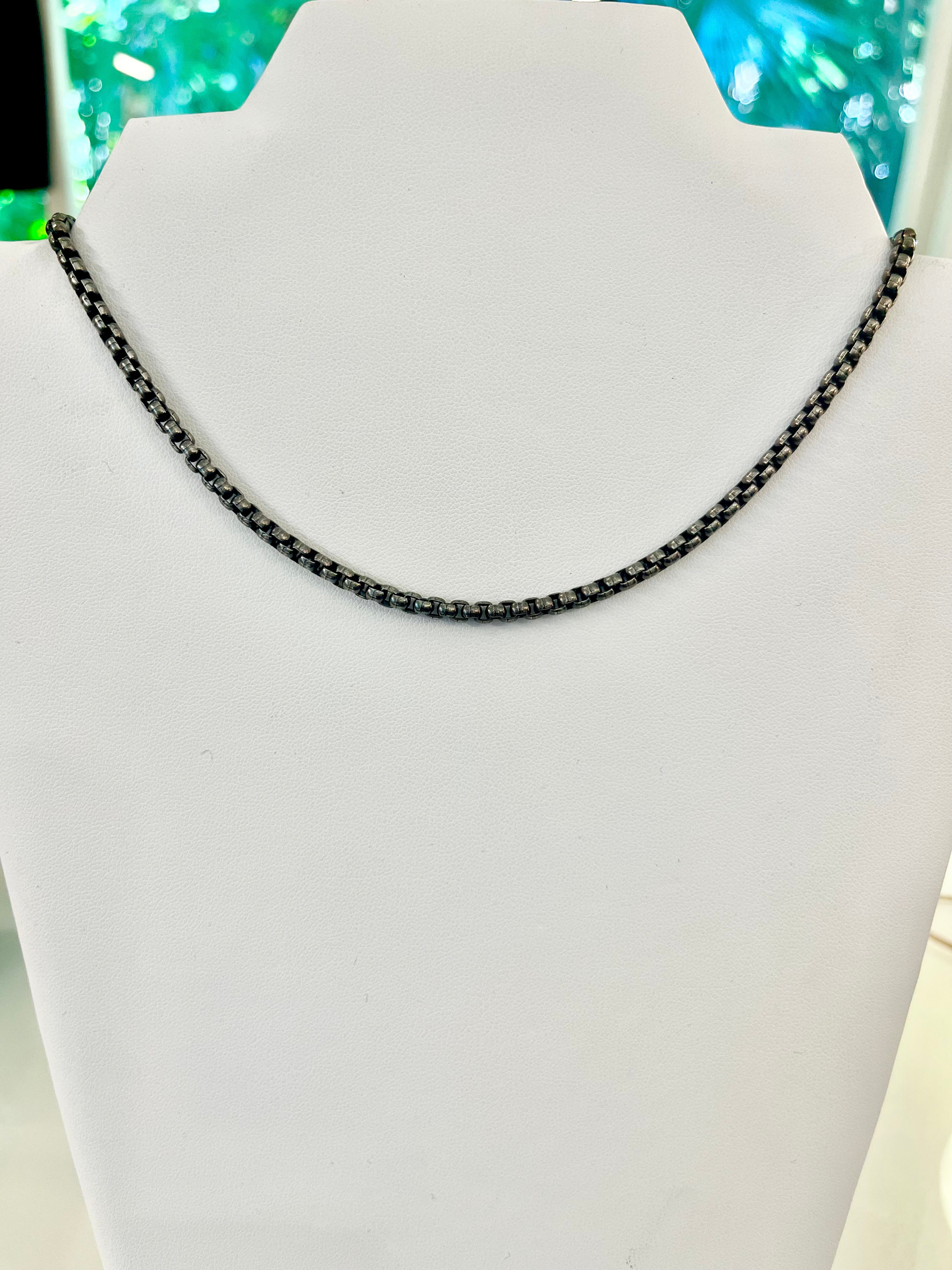 Black Pop Chain